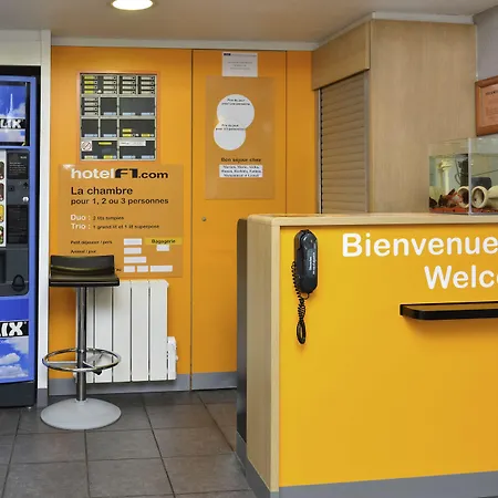 Отель Hotelf1 Strasbourg Sud 3*
