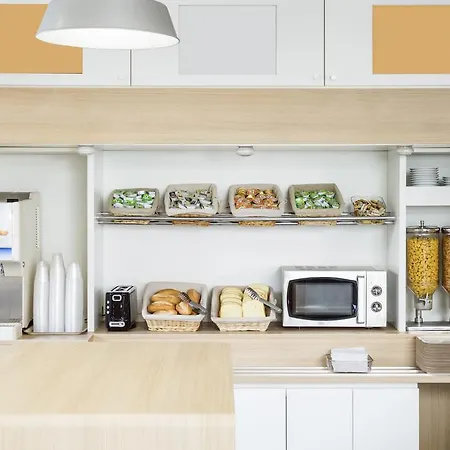 Отель Hotelf1 Strasbourg Sud Иллкирх-Графенштаден