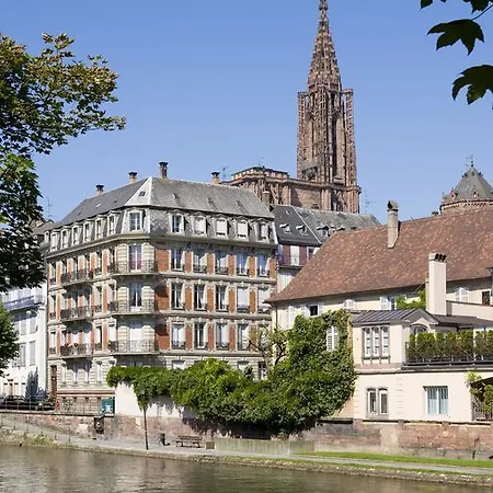 Отель Hotelf1 Strasbourg Sud 3*