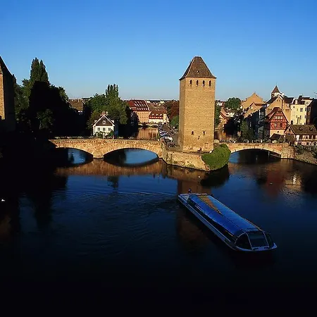 Отель Hotelf1 Strasbourg Sud Иллкирх-Графенштаден