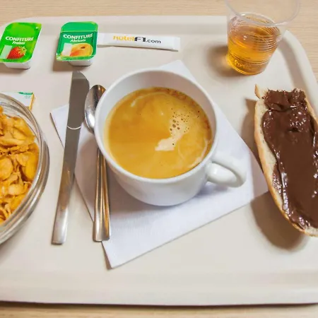 Отель Hotelf1 Strasbourg Sud Иллкирх-Графенштаден