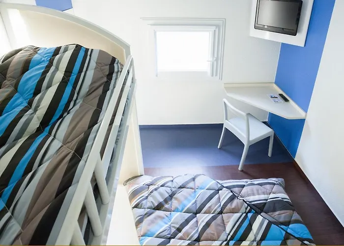 Hotelf1 Strasbourg Sud 伊尔基希-格拉芬斯塔登